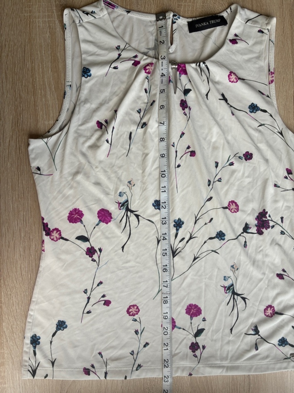 Ivanka Trump White Floral Sleeveless Blouse - Pink & Blue Flowers - Picture 8 of 8